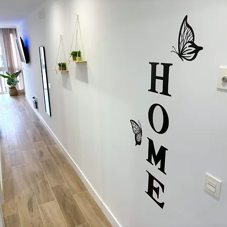 Evans Realty Bl Estudio Lujoso & Vistas Al Mar Апартаменти *