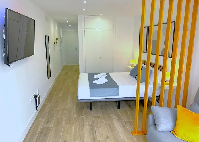 Evans Realty Bl Estudio Lujoso & Vistas Al Mar * Торремолинос