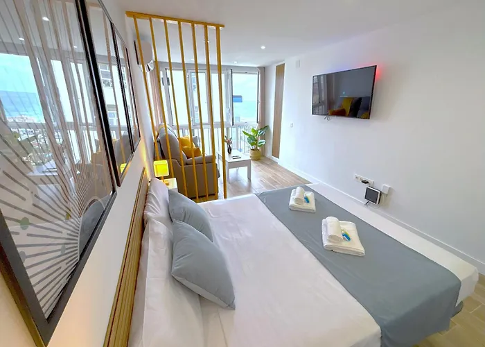 Evans Realty Bl Estudio Lujoso & Vistas Al Mar Torremolinos